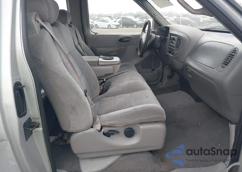 2002 Ford F-150 Xl/Xlt из США, поврежденный, VIN 1FTRX172X2NA40592